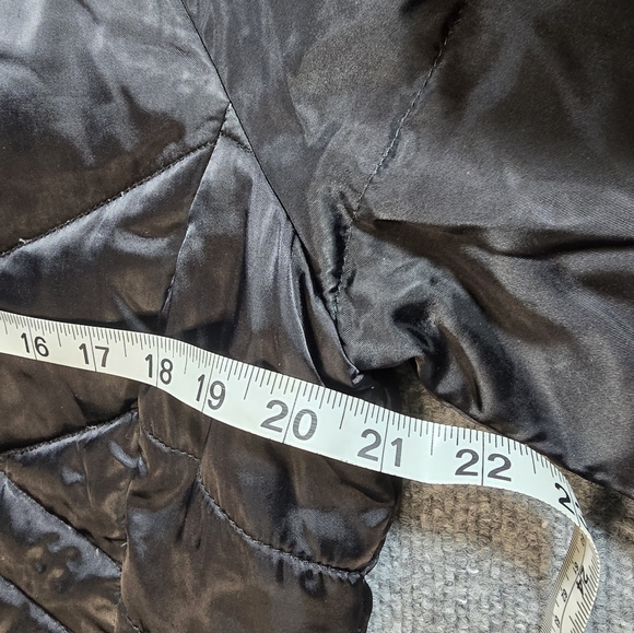 The North Face Women's Aconcagua Black Puffer Jacket 550 goose down Sz L - Picture 4 of 6